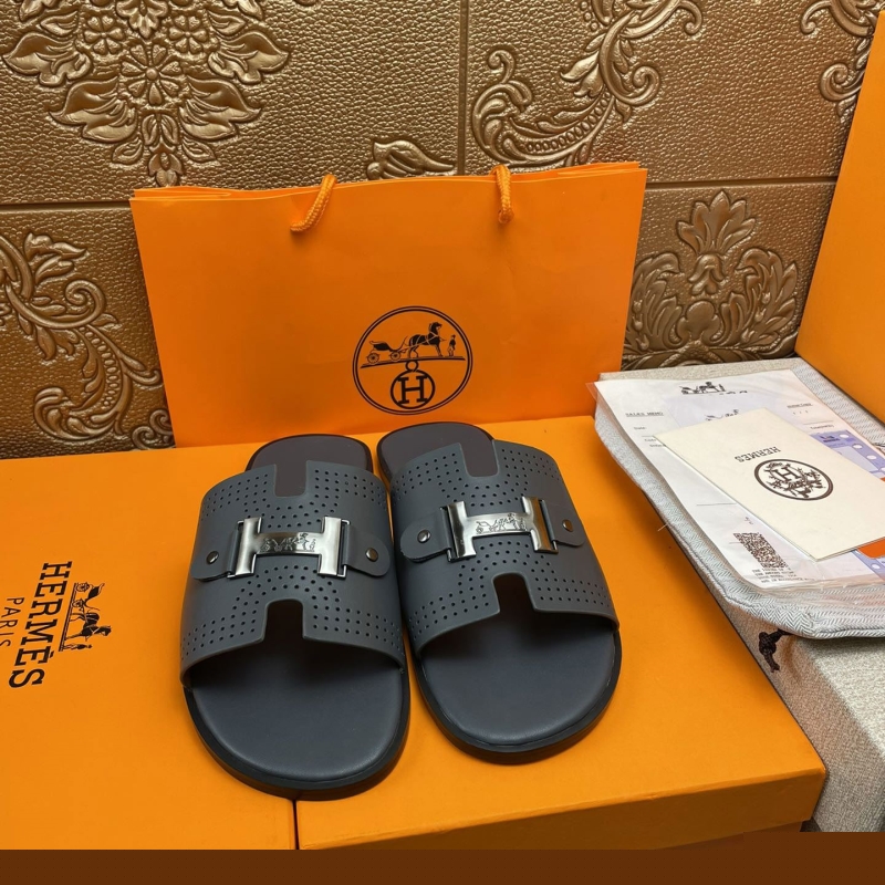 H**mes slippers